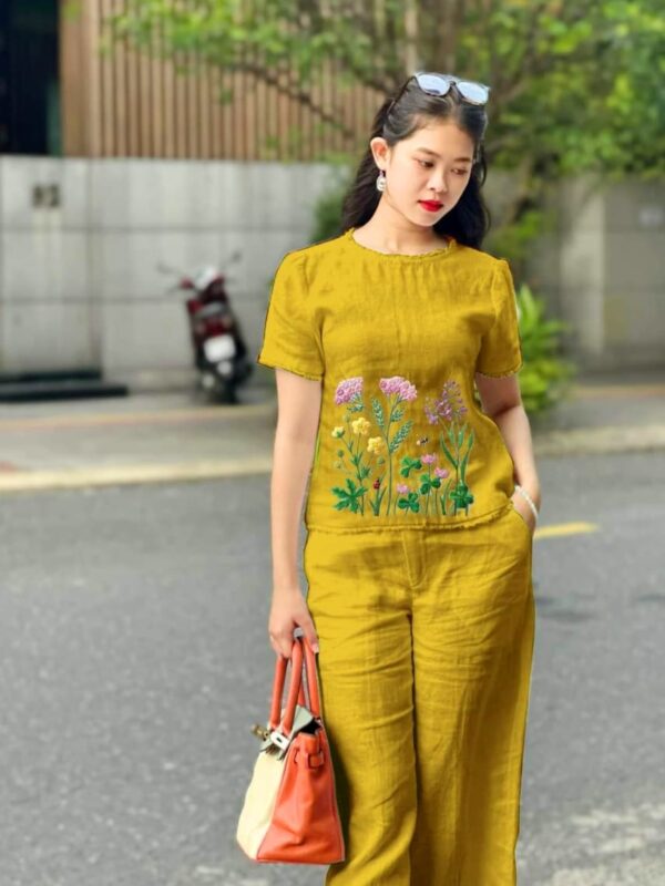 Digital print Cotton Kurta, Top with Puff Sleeves, Palazo with Side Pockets